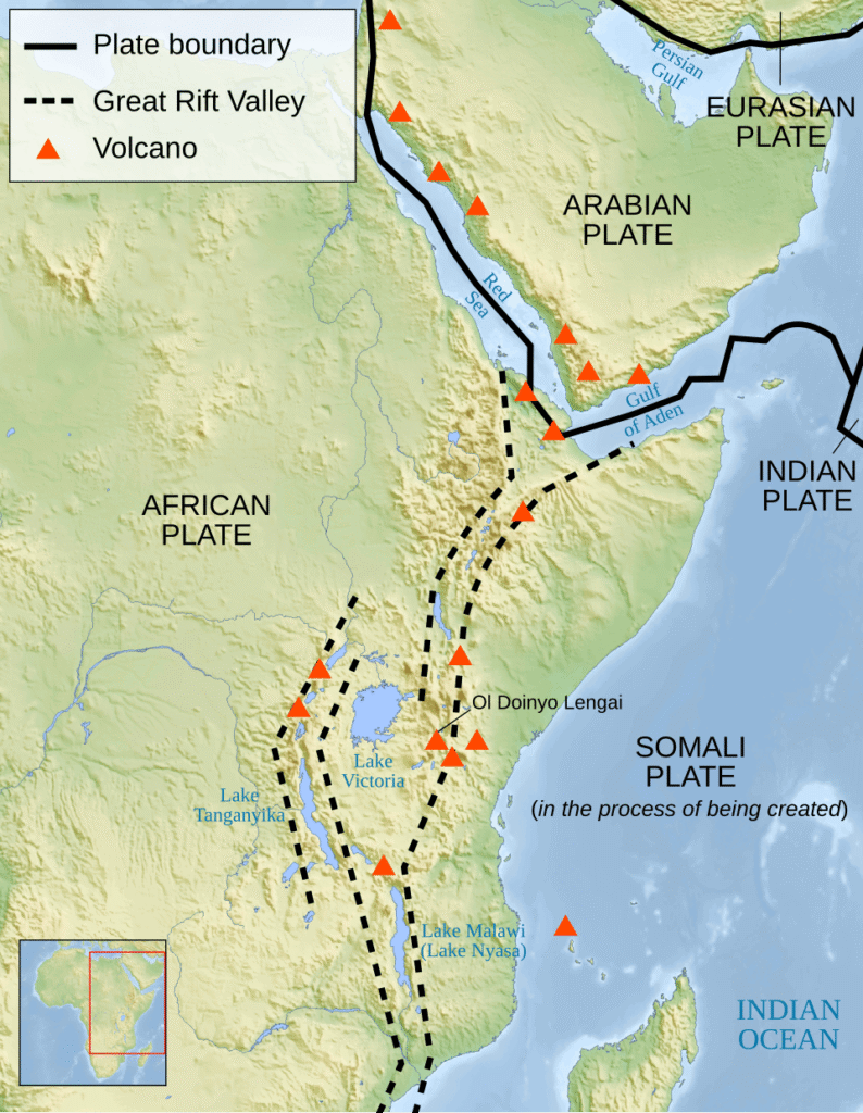 Map of the East African Rift System and Great Rift Valley showing the Nubian, Somali, and Arabian plates, the Afar triple junction at the meeting of the Red Sea and Gulf of Aden rifts, and the Eastern and Western branches of the East African Rift running south through Kenya, Tanzania, and Malawi.