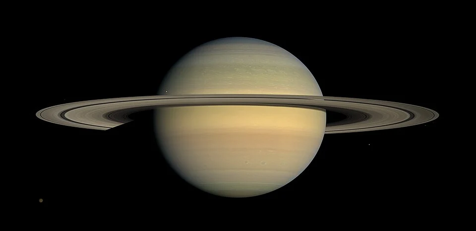 Saturn and its ring system photographed by Cassini during the 2009 equinox, modern analog for the proposed Ordovician Earth ring